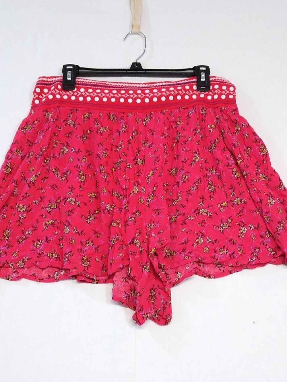 Wonderly Bermuda's Curvy Ruffle Wide Leg Red Shorts 2XL 32" Women's Floral Print